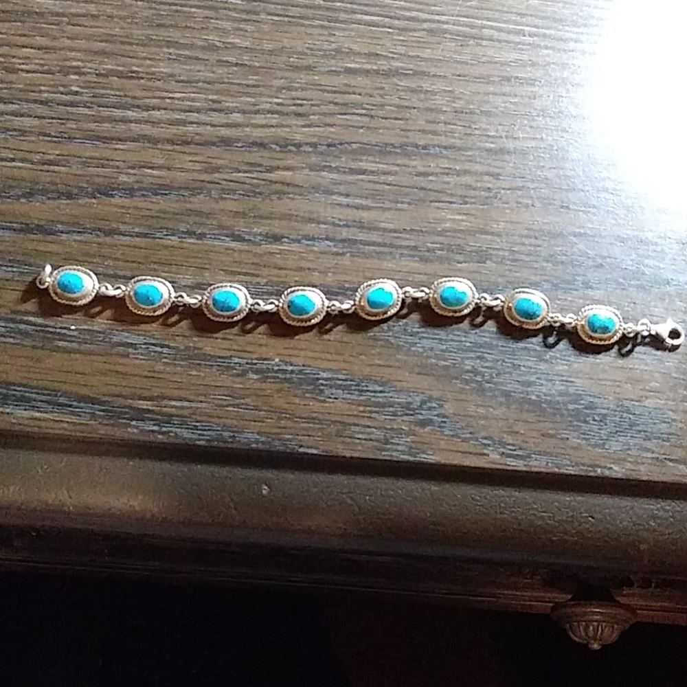 Vintage turquoise bracelet.